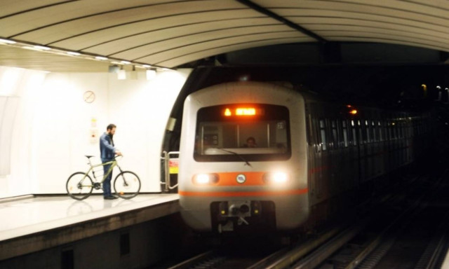 Πάσχα 2017: Δείτε πώς θα κινηθούν τα ΜΜΜ από σήμερα Μ. Σάββατο έως και τη Δευτέρα του Πάσχα