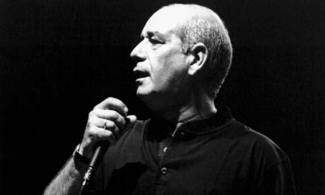 Σαν σήμερα το 2012 έφυγε από τη ζωή ο Δημήτρης Μητροπάνος