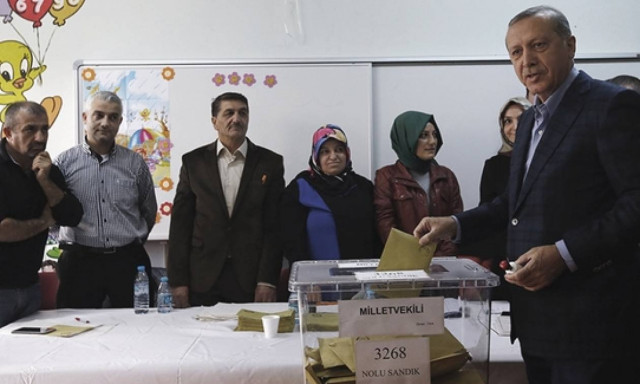 Δημοψήφισμα Τουρκία: «Σοβαρό πρόβλημα νομιμότητας» - Ζητούν επανακαταμέτρηση!