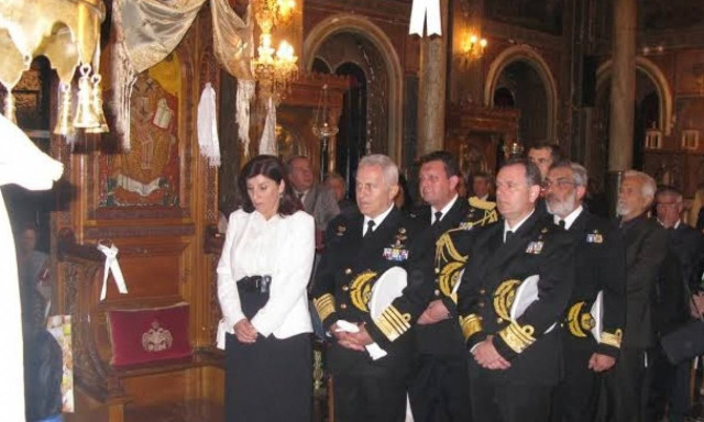 Η Ανάσταση στο Ναύσταθμο Σαλαμίνας (pics)