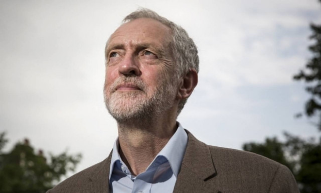 Βρετανία: «Ναι» στις πρόωρες εκλογές και από τον Τζέρεμι Κόρμπιν