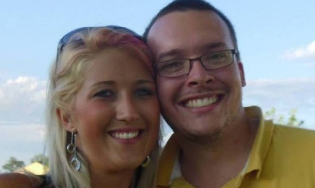 ΣΟΚ: Διεστραμμένη καθηγήτρια βίασε μαθητή της και δεν φαντάζεστε τι έκανε δίπλα τους ο σύζυγός της!