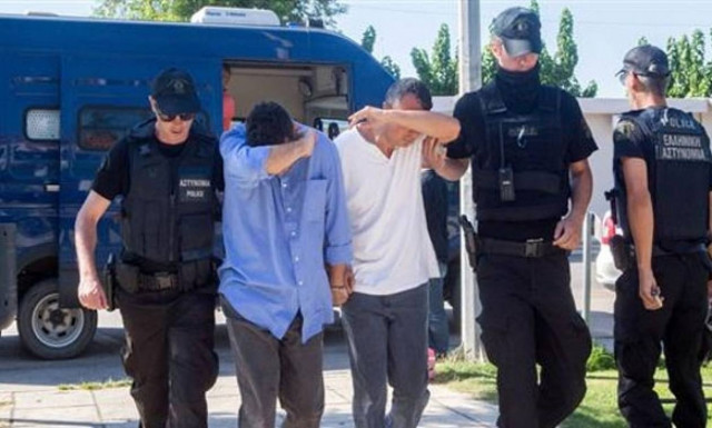 Στη Δικαιοσύνη και πάλι η έκδοση ή μη των 8 Τούρκων στρατιωτικών