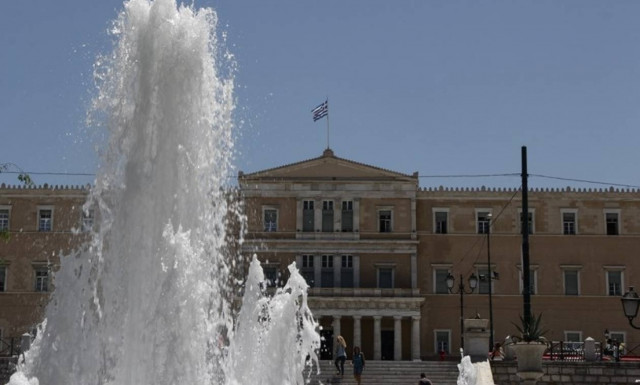 Καιρός: Με ηλιοφάνεια και άνοδο της θερμοκρασίας μας αποχαιρετά η εβδομάδα