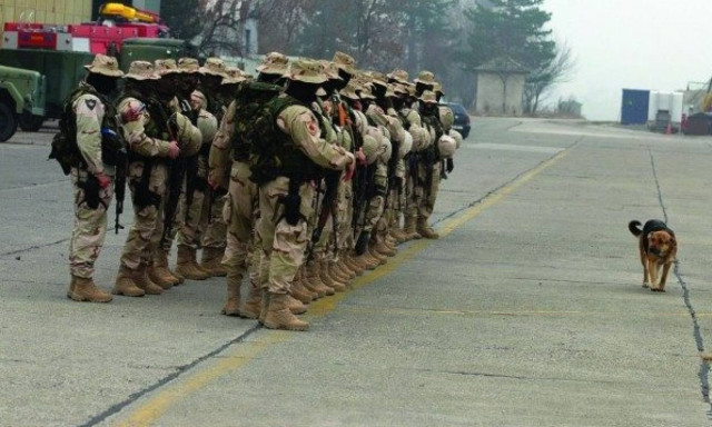 Οι στρατιώτες των Σκοπίων καταγγέλλουν ότι τα οχήματα των ενόπλων δυνάμεων είναι χωρίς φρένα