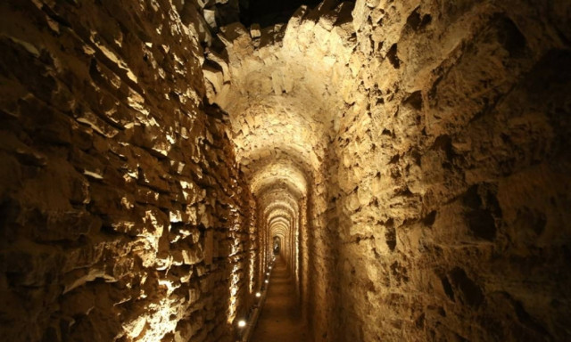 Ευπαλίνειο Όρυγμα: Ένα θαυμαστό έργο της αρχαίας μηχανικής ανοίγει για το κοινό (video)