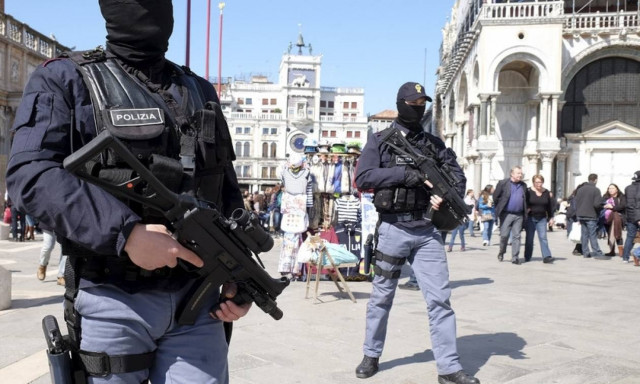 Αντιτρομοκρατικός συναγερμός στο Παρίσι: Τέσσερις συλλήψεις και ανακρίσεις δέκα υπόπτων