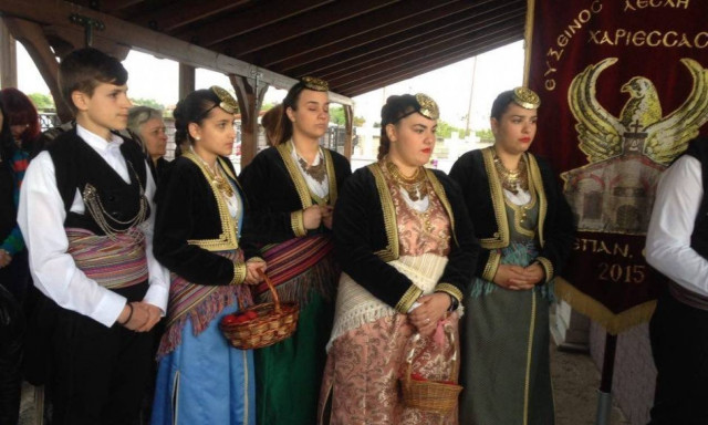 Νάουσα: Αναβίωσε το Ταφικό έθιμο (pics)