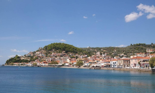 Καιρός σήμερα: Με λιακάδα και 27 βαθμούς η Πέμπτη (pics)