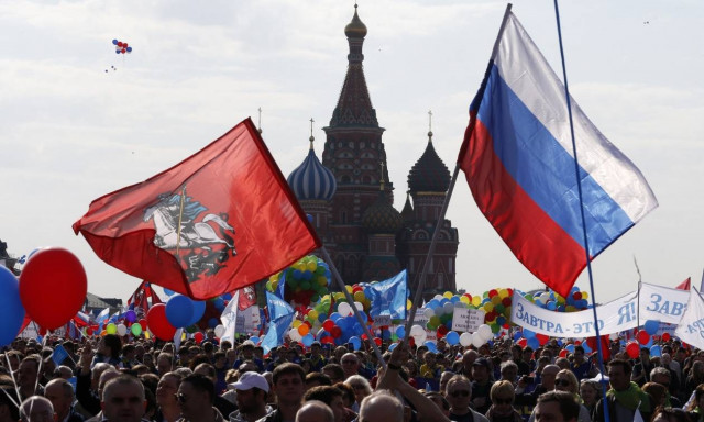 Πρωτομαγιά 2017 - Ρωσία: Δείτε την τεράστια εργατική διαδήλωση στην Κόκκινη Πλατεία (Vid)
