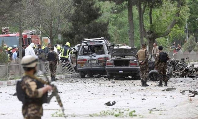Kabul bomb attack targeting Nato convoy kills eight