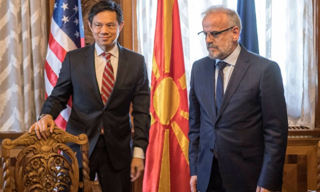 Σκόπια: Υπό την «σκιά» του εμφυλίου ανέλαβε τα καθήκοντα του ο νεοεκλεγείς Αλβανός πρόεδρος