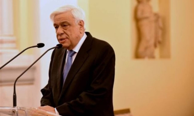 Pavlopoulos hails National and Kapodistrian University as beacon of intellectual life in anniversary