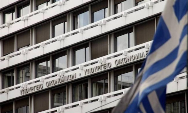 ΥΠΟΙΚ εναντίον Μητσοτάκη: Είναι επικίνδυνος αν δεν γνωρίζει πώς λειτουργεί η οικονομία