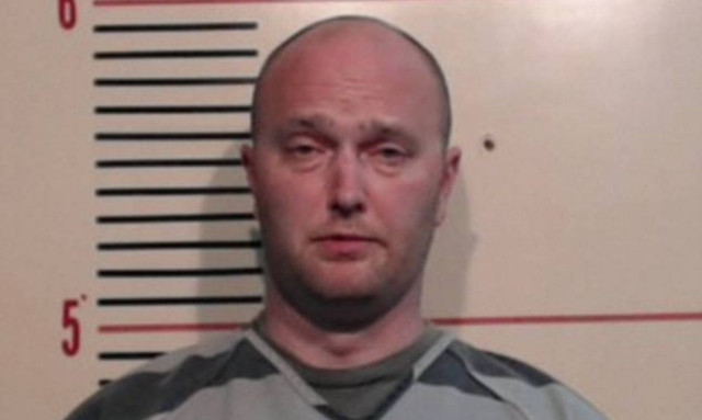 Σοκ στις ΗΠΑ: Αστυνομικός κατηγορείται για το θάνατο 15χρονου αφροαμερικανού (pics+vid)