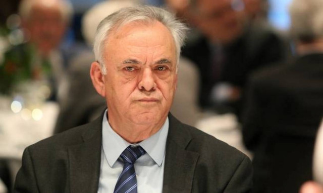 Deal on program review opens way for exit from memoranda in 2018, says Dragasakis