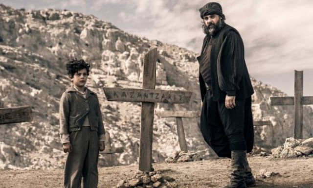 Ανατριχιάσαμε με τις πρώτες εικόνες από την ταινία «Νίκος Καζαντζάκης»! (video)