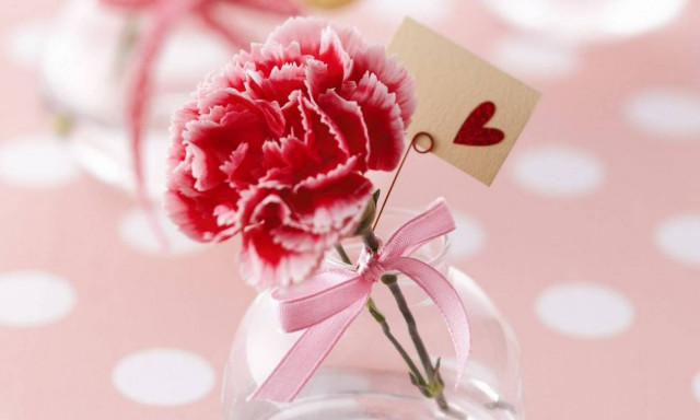 Ημέρα της Μητέρας 2017: Πότε «πέφτει» φέτος η γιορτή;