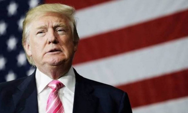 Τραμπ: Φιγουρατζής ο πρώην διευθυντής του FBI