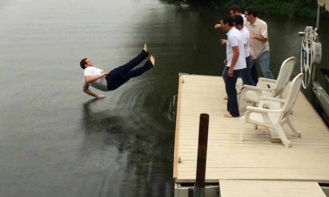 Viral: Σαράντα απίστευτες φωτογραφίες τραβηγμένες δευτερόλεπτα πριν την καταστροφή