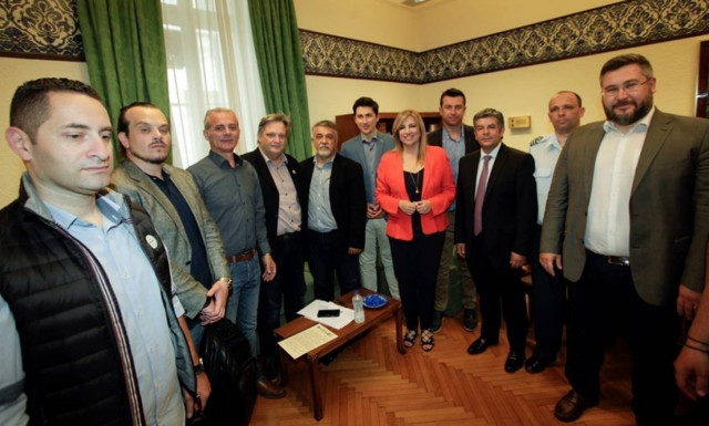 Γεννηματά: Θα καταψηφίσουμε τα μέτρα