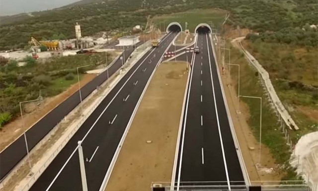 Προσοχή! Έκλεισαν ξαφνικά οι τρεις σήραγγες στα Τέμπη