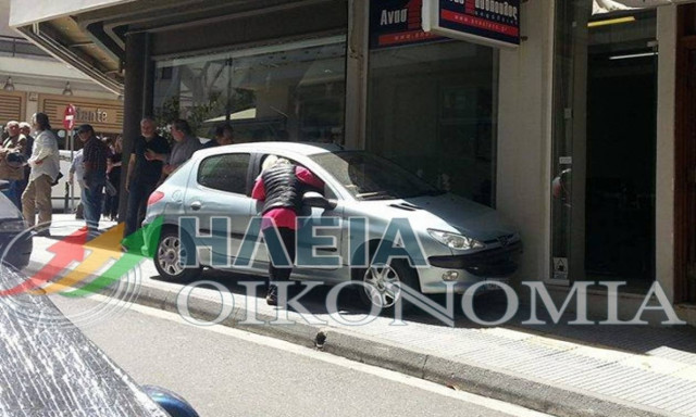Πύργος: Αυτοκίνητο εισέβαλε σε κατάστημα