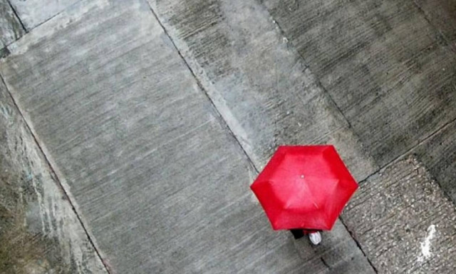 Καιρός τώρα - Η ΕΜΥ προειδοποιεί: Σε αυτές τις περιοχές θα «χτυπήσουν» έντονα φαινόμενα