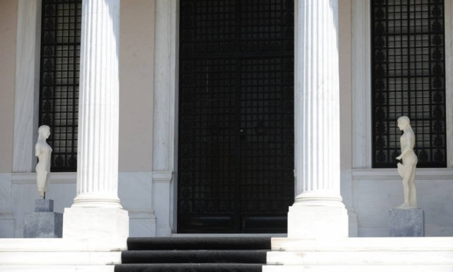 Νέο αφήγημα Μαξίμου: Χωρίς το ΔΝΤ δεν θα εφαρμοστούν τα νέα μέτρα