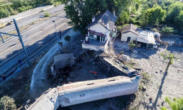 Εκτροχιασμός τρένου στη Θεσσαλονίκη: Μαρτυρία - φωτιά! Μία λογομαχία προκάλεσε την τραγωδία;