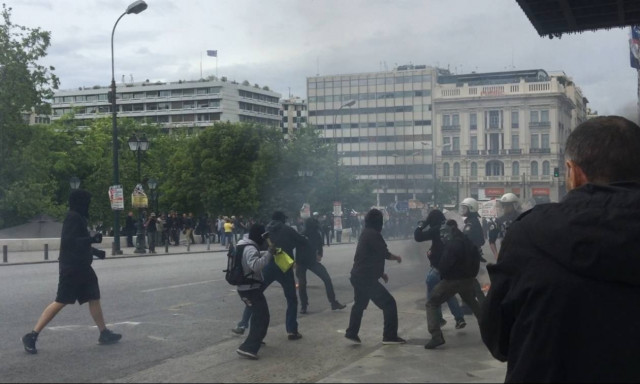 Επεισόδια στο κέντρο της Αθήνας (pics&vid)
