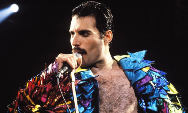 Σοκάρουν οι αποκαλύψεις για τον Μέρκιουρι: «Όταν πέθανε είχε σχεδόν χάσει το πόδι του!»