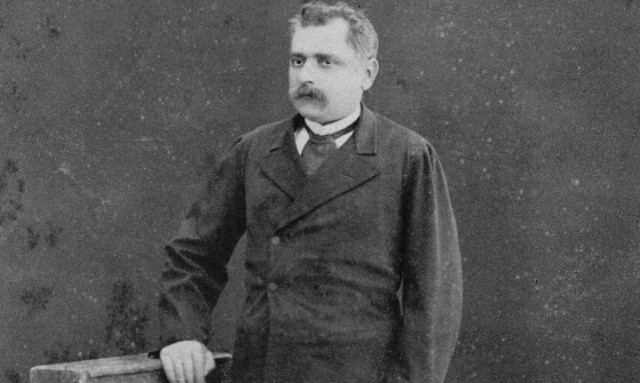 COSMOTE HISTORY: Μίνωας Καλοκαιρινός - Ο πρώτος ανασκαφέας της Κνωσού