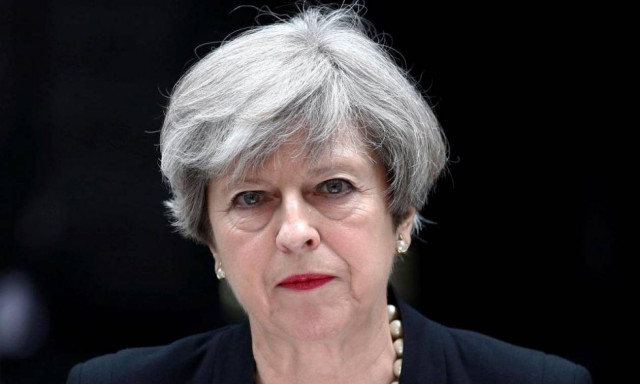 Έκρηξη Manchester: Επιστρέφει εσπευσμένα στη Βρετανία η Τερέζα Μέι από τη σύνοδο των G7