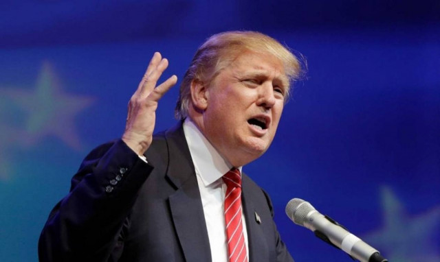 Ο Τραμπ ετοιμάζει «αίθουσα πολέμου» στο Λευκό Οίκο