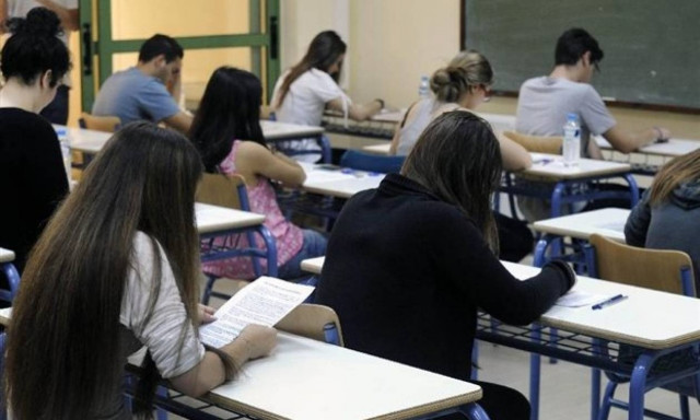 Πανελλήνιες 2017: Αντίστροφη μέτρηση για τους υποψήφιους - Όλα όσα πρέπει να γνωρίζετε