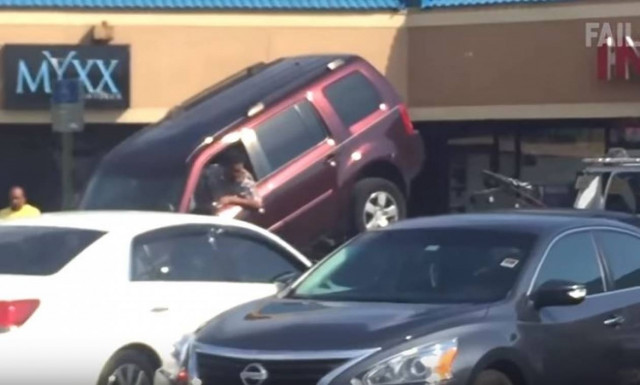 Viral: Αυτά είναι τα καλύτερα Fail βίντεο του Μαΐου (Θα σε θυμηθώ σαν τρελό φορτηγό)