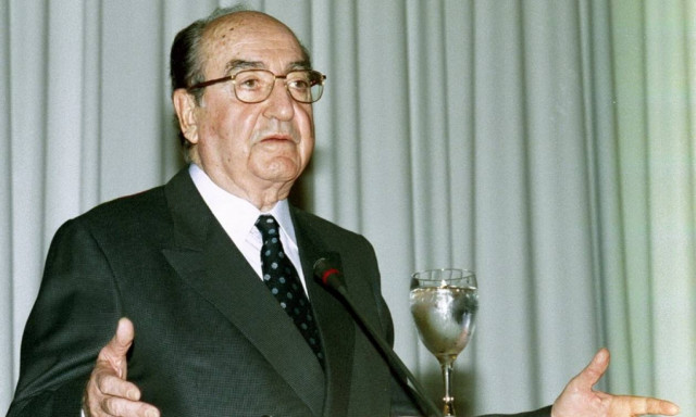 Κωνσταντίνος Μητσοτάκης: Ποιος ήταν ο πρώην πρωθυπουργός - Δείτε τα βίντεο