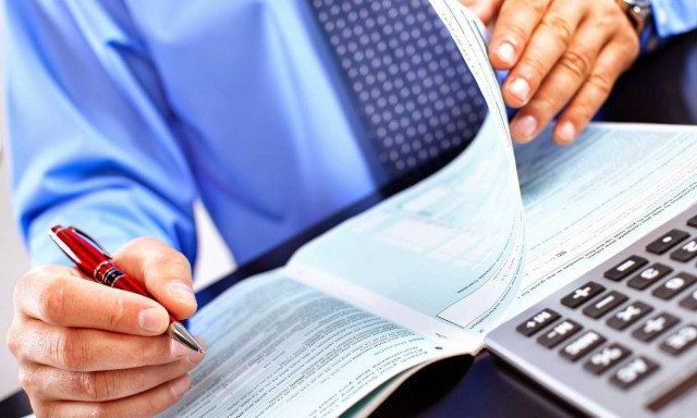 Φορολογικές δηλώσεις: Πώς μπορείτε να γλιτώσετε φόρο – Ποια τα δικαιολογητικά