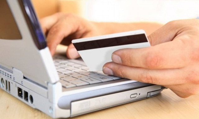 Πότε κάνουν αγορές μέσω Διαδικτύου οι Έλληνες;