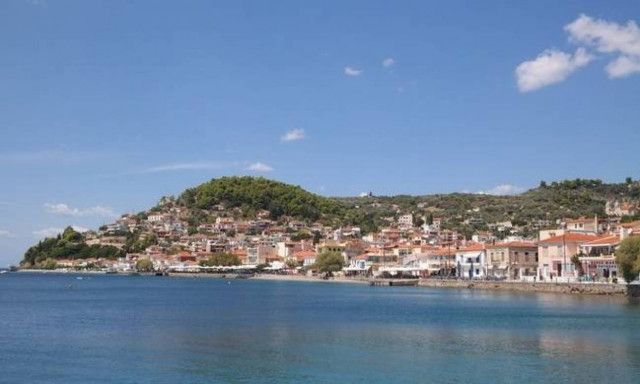 Καιρός σήμερα: Επιστρέφει η καλοκαιρία - Πού και πότε θα βρέξει την Τετάρτη (pics)