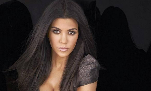 Αυστηρώς ΑΚΑΤΑΛΛΗΛΟ: Η Καρντάσιαν ολόγυμνη σε νέο βίντεο!