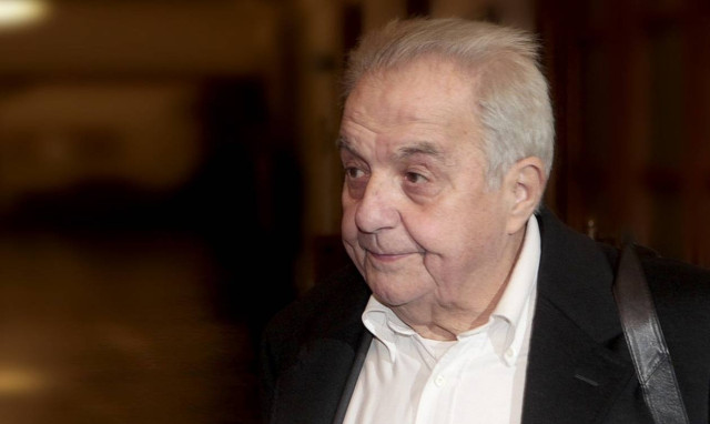 Government struggling for a solution that will make the debt sustainable says State Min Flambouraris