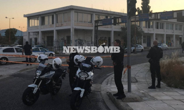 Refugees, migrants evacuated from old Athens airport site