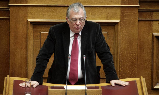 Λάβρος ο Καρκατσούλης κατά ΣΥΡΙΖΑ - ΑΝΕΛ: Το Δημόσιο κάνει αλόγιστες σπατάλες