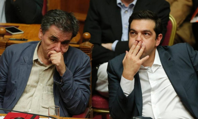 Συμβιβαστική πρόταση ενόψει Eurogroup ετοιμάζει η κυβέρνηση