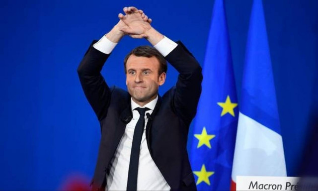 France election: Macron party set for big parliamentary win