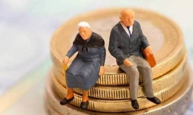 Συντάξεις Ιουλίου 2017: Πότε θα μπουν τα χρήματα στην τράπεζα - Δείτε αναλυτικά ανά Ταμείο