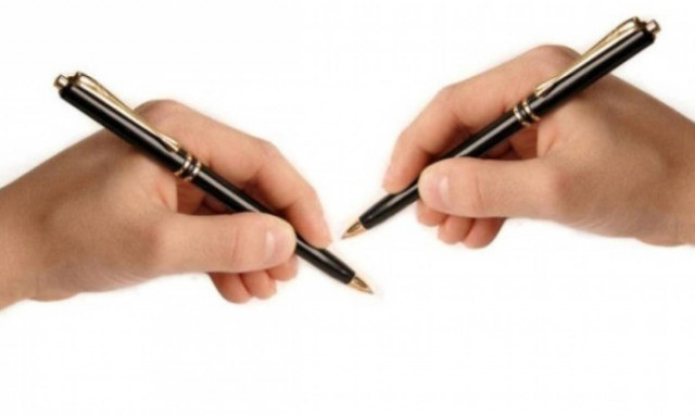 Οι αριστερόχειρες «λύνουν» καλύτερα από τους δεξιόχειρες τα μαθηματικά προβλήματα!