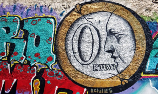 Greek budget deficit at 320 mln euros in Jan-May